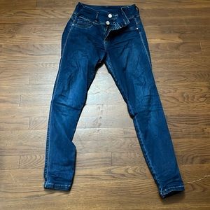 Colombian Butt Lifting Jeans - “Classic Skinny”